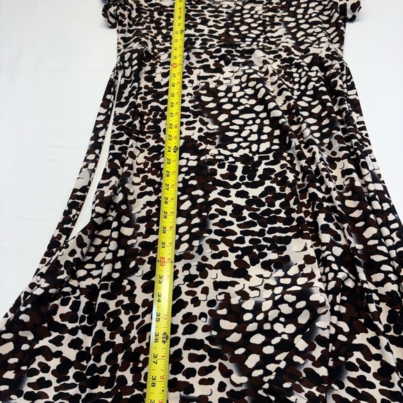 Elegant Black Midi Length Dress by Jessica, with Flutter-Style Sleeves. Size 14 - Picture 7 of 10